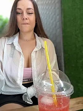 CrazyTori's Live XXX Chat