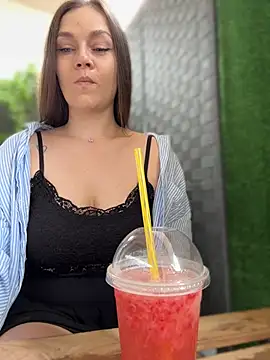 Živý XXX chat CrazyTori