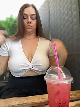 CrazyTori's Live XXX Chat