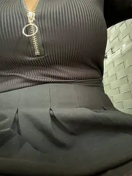 CrazyTori Pertunjukan Webcam