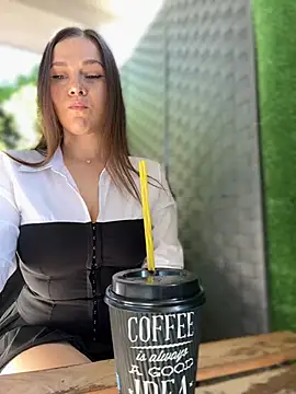 Chat +18 de CrazyTori ao vivo