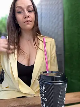 CrazyTori's Webcam Show