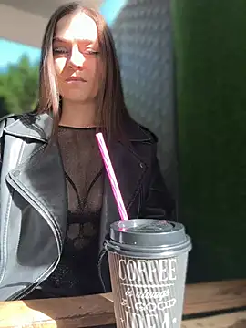 Show modela CrazyTori na web-kameri