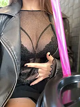 CrazyTori – Naživo XXX chat