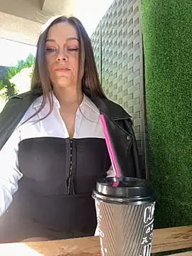 CrazyTori 라이브 XXX 채팅