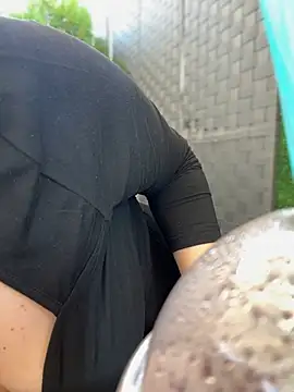 CrazyTori webkamerás műsora