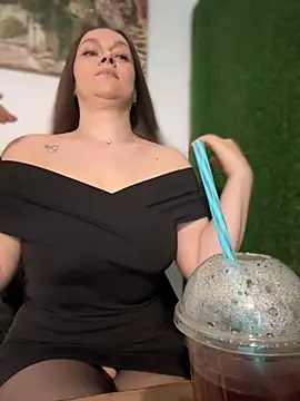 CrazyTori's Live XXX Chat