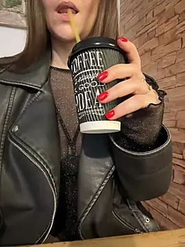 CrazyTori's Live XXX Chat