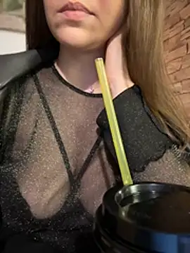 Chatroom XXX en direct de CrazyTori