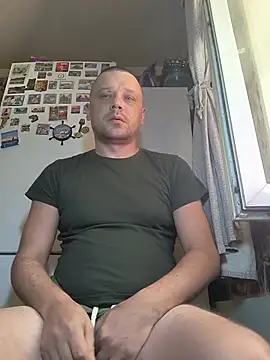 Show modela DanielOhCool na web-kameri