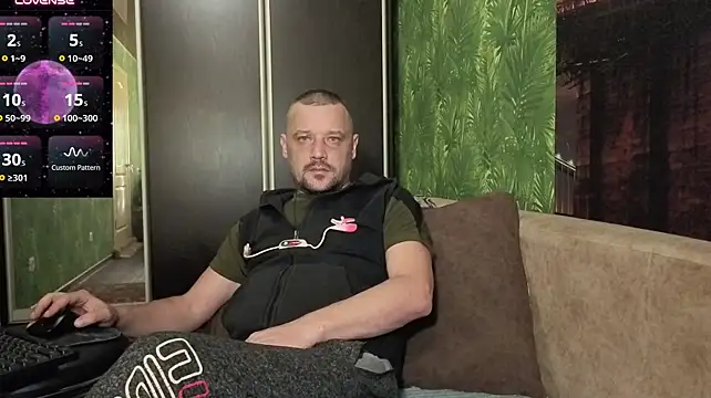 DanielOhCool Show in webcam