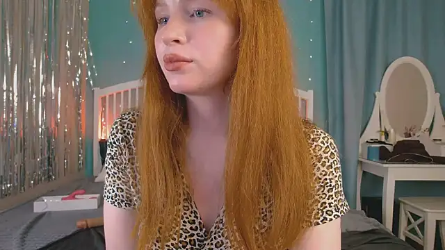 GingerArin's Webcam Show