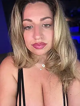 Webkamerová show miamellycious