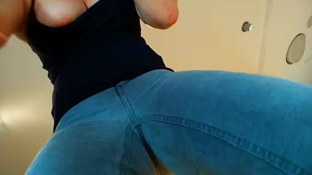 Girl_Squirts – Kamerová šou