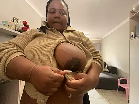 MissLola27's Webcam Show