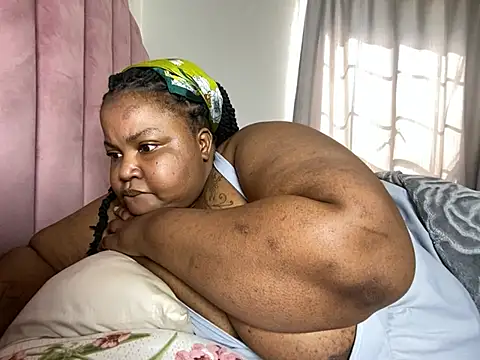 Chat +18 de MissLola27 ao vivo