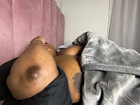 Chat XXX ao vivo de MissLola27