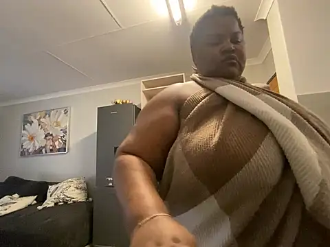 MissLola27's Webcam Show
