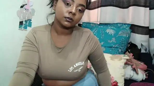 Chat +18 de Indian_FireXX ao vivo