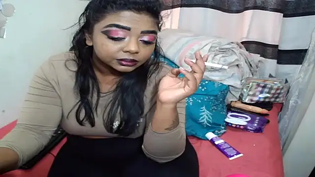 Indian_FireXX: онлайн-секс-чат