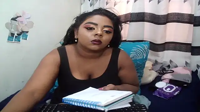 Živý XXX chat Indian_FireXX