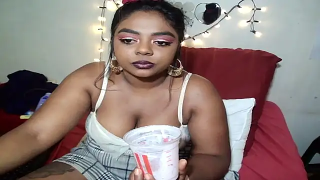 Chat +18 de Indian_FireXX ao vivo