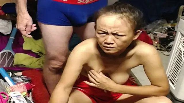 1CuteAndSexy69's Webcam Show
