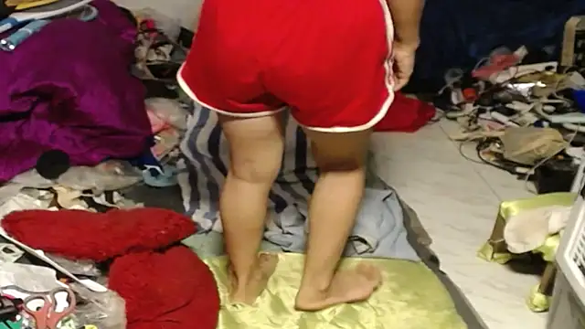 1CuteAndSexy69 Adlı Modelin Canlı XXX Sohbeti