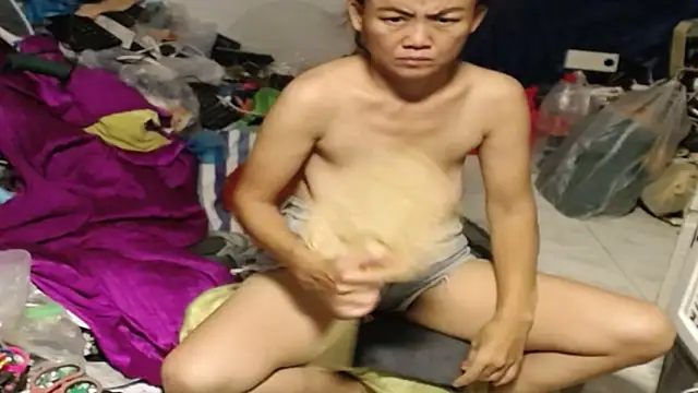 1CuteAndSexy69's Webcam Show