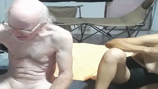 Živý XXX chat 1CuteAndSexy69