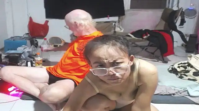1CuteAndSexy69 Webcam show