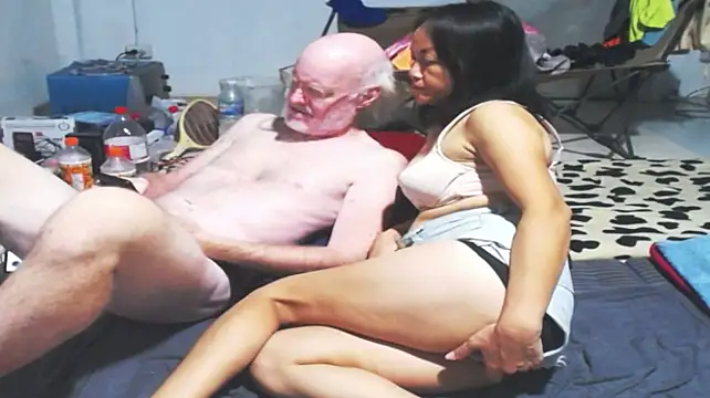 1CuteAndSexy69's Live XXX Chat