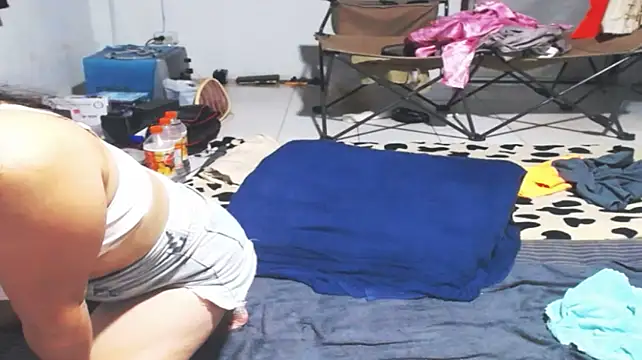 แชท XXX สดของ 1CuteAndSexy69