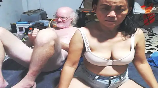 1CuteAndSexy69 Pertunjukan Webcam
