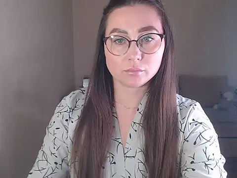 Chat soba uživo modela marishaarimova