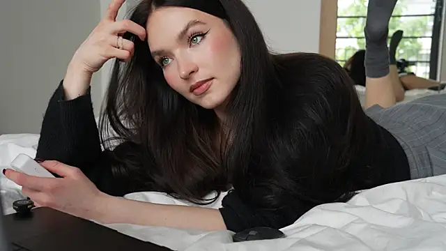 Show modela ibiddi na web-kameri