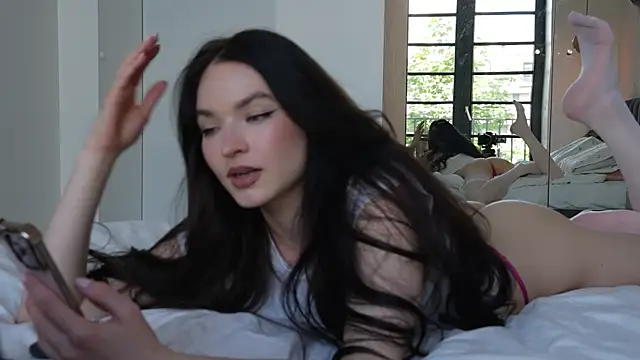 ibiddin Live XXX chat