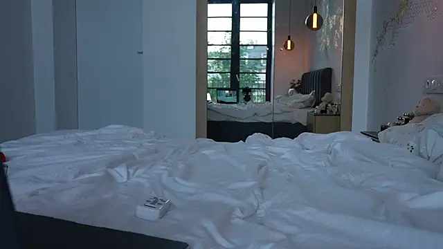 ibiddi Adlı Modelin Canlı Sohbet Odası