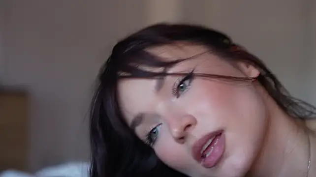 ibiddi Adlı Modelin Canlı XXX Sohbeti