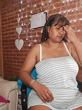 دردشة Lilybanx الجنسية المباشرة