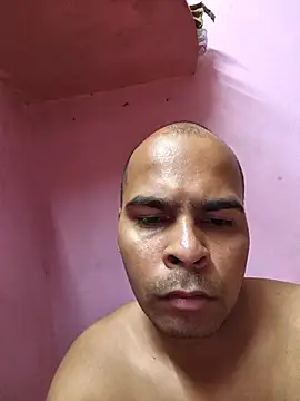 Živá chatovací místnost Vickyrajput009