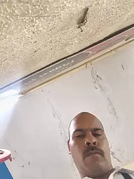 Vickyrajput009 网络视讯表演