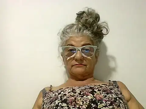 عرض كام FunnyGrandma