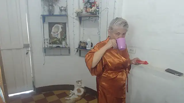 عرض كام FunnyGrandma