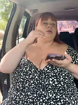 LadyDreams11 Show in webcam