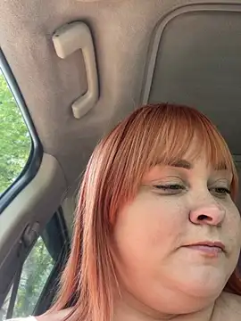 LadyDreams11 Show in webcam