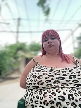 LadyDreams11 Adlı Modelin Canlı XXX Sohbeti