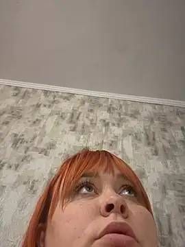 LadyDreams11 Adlı Modelin Canlı XXX Sohbeti