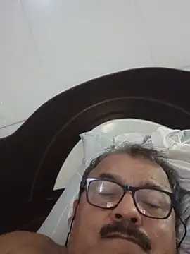 Show de Misterymem63 na webcam
