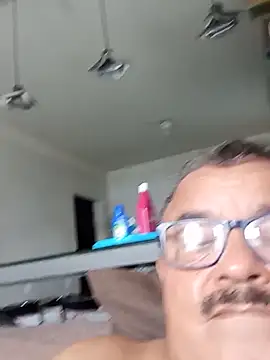 Misterymem63 webkamerás műsora